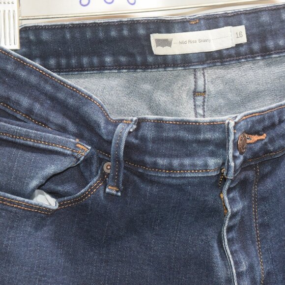 Levi's Mid-Rise Skinny Blue Jeans, Size 16 - Picture 4 of 10